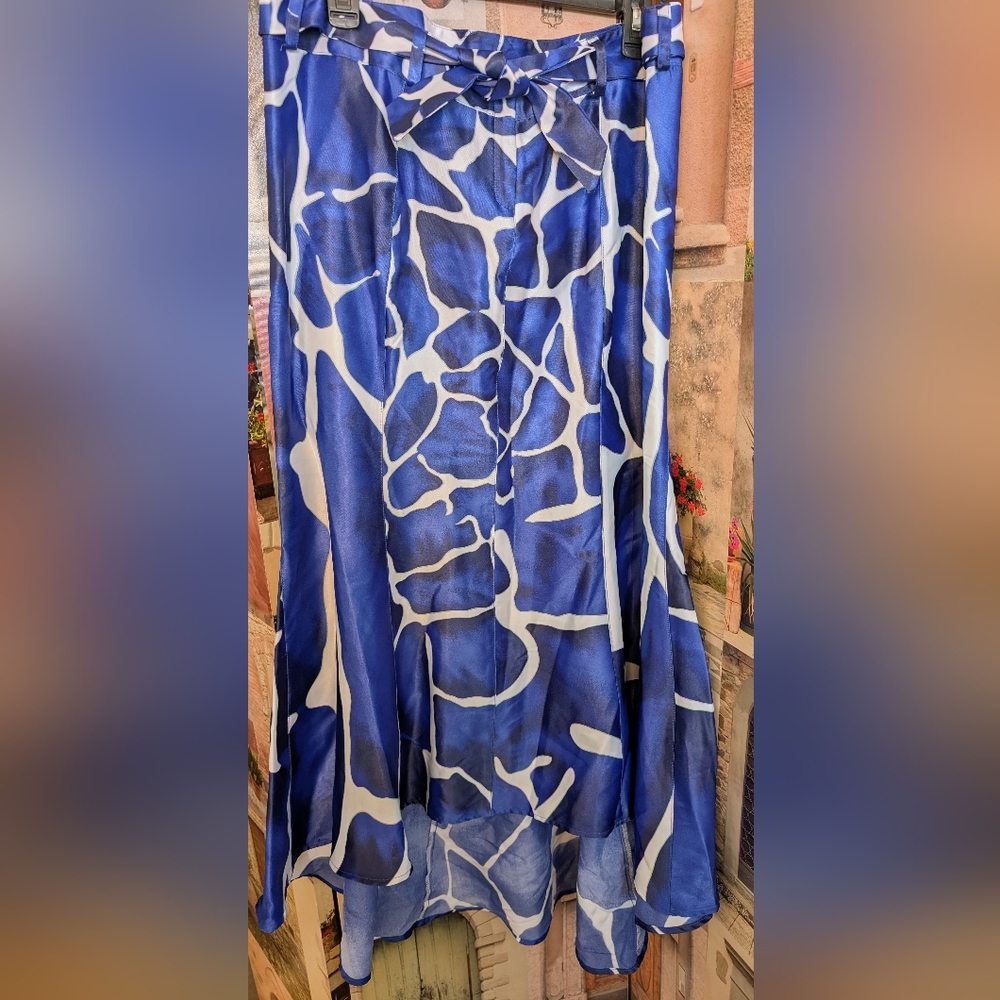 Blue and White Abstract Pattern High Low Maxi Skirt NWOT